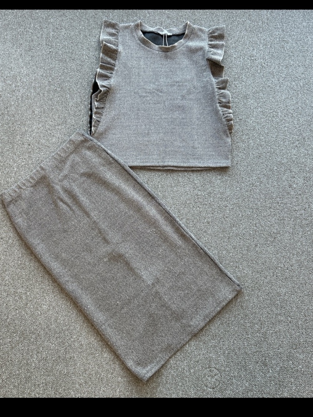 Zara Chic taupe knit 2-piece set f